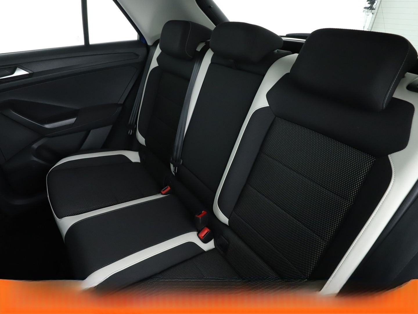 Volkswagen T-Roc 1.5 TSI ACT Sport Aut.*NAVI*LED*ACC*CAM* foto 14