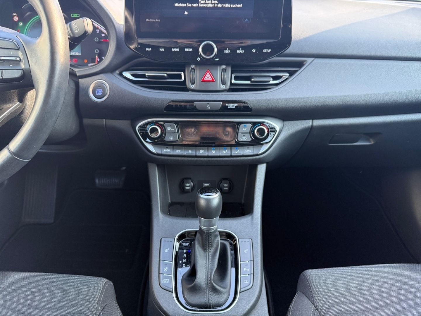 Hyundai i30 Edition 30+ 1.5 T-GDI Navi LED Apple CarPlay foto 11