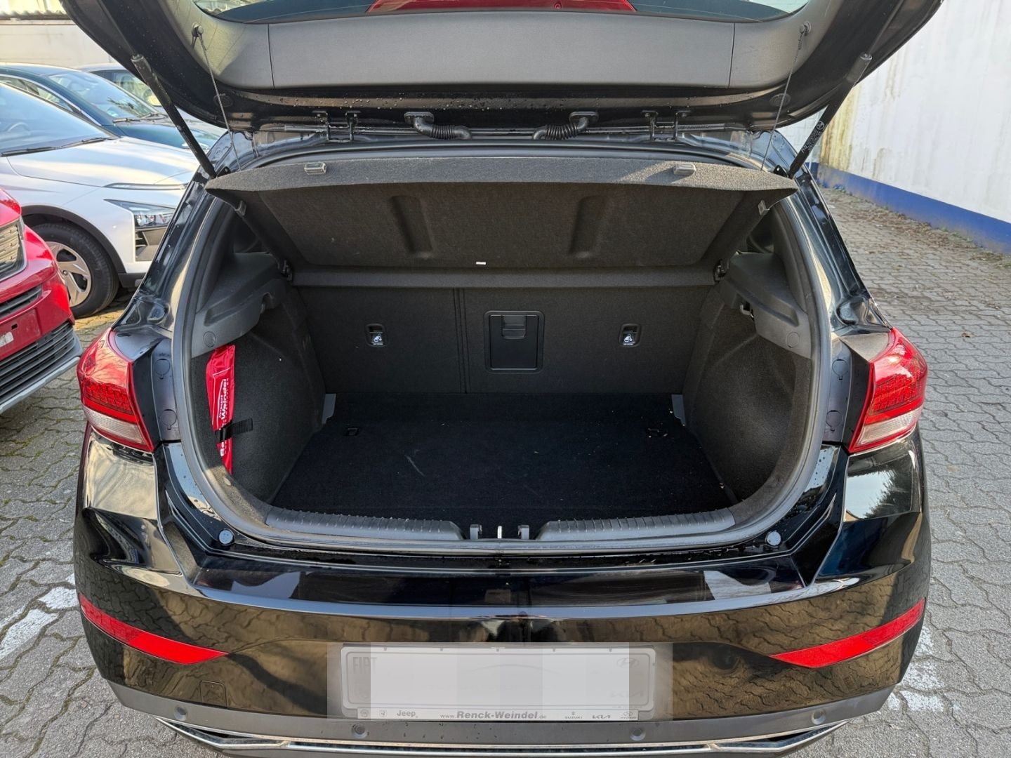 Hyundai i30 Edition 30+ 1.5 T-GDI Navi LED Apple CarPlay foto 17