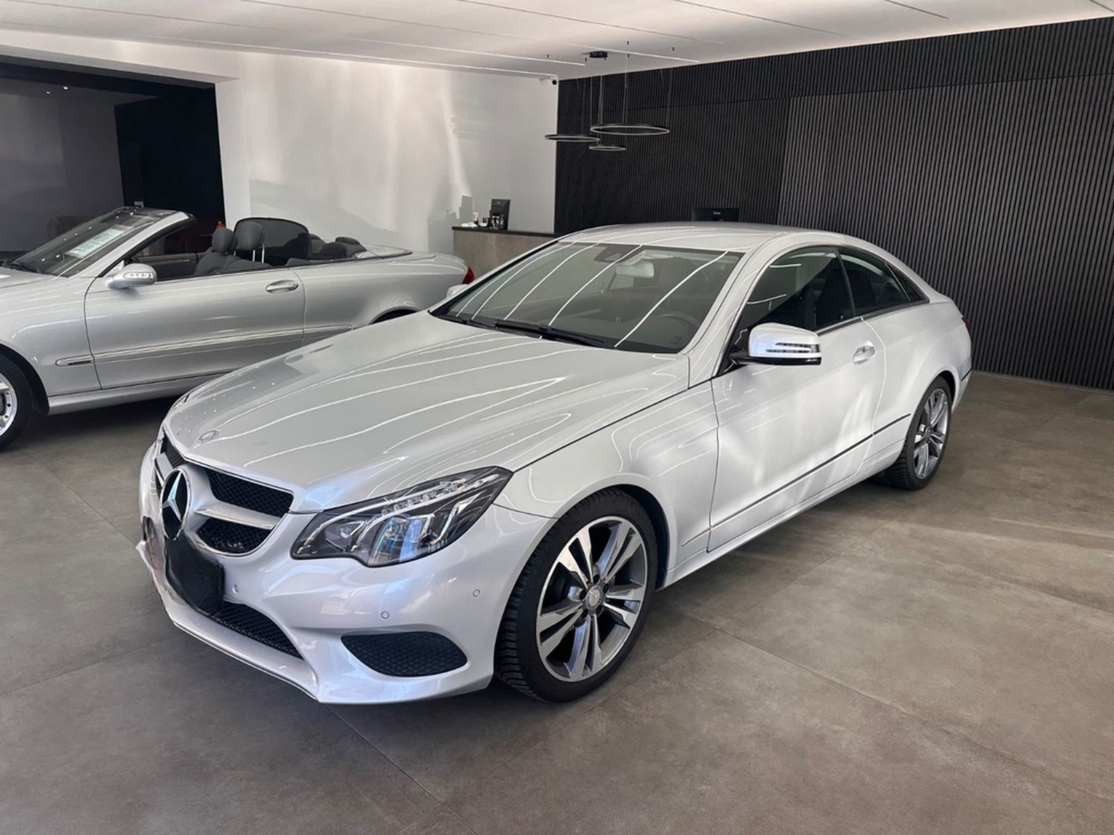 Mercedes-Benz E 200 CGI Coupe*Totwinkel*Tempomat*Spurhalte* foto 3