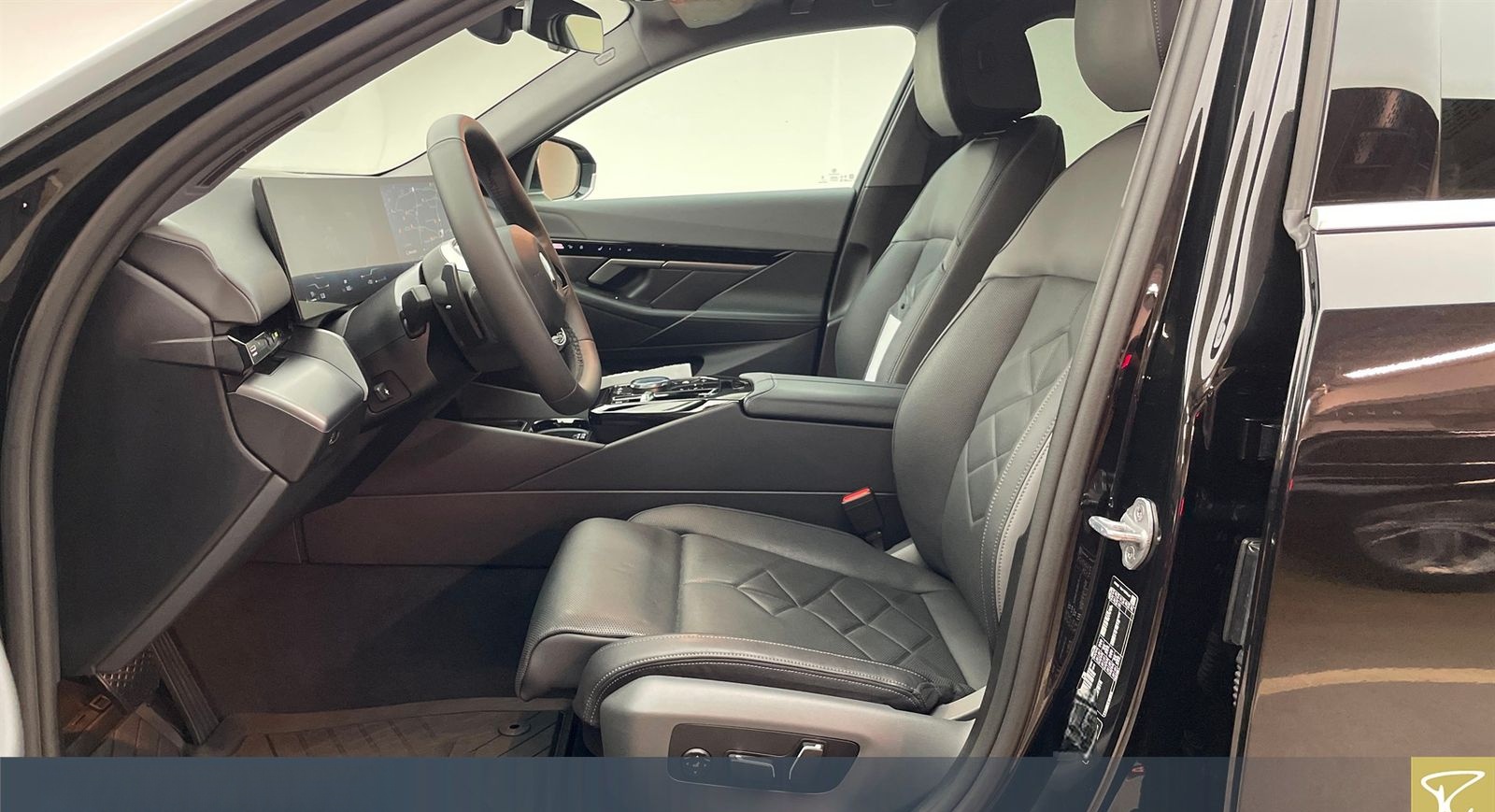 BMW 520d A xDrive Lim DAProf,Leder, Standhzg, RFK foto 4