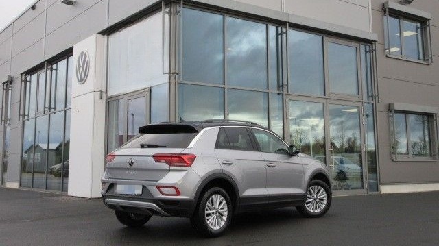 Volkswagen T-Roc Life Navi AHK LED ParkPilot Sitzheizung foto 2