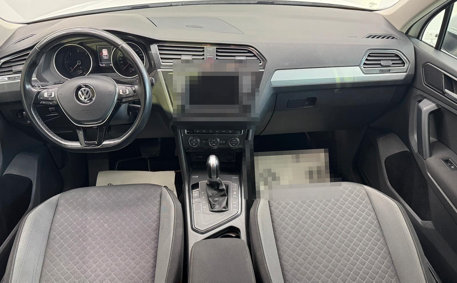 Volkswagen Tiguan Comfortline 2.0TDI DSG ACC LANE AHK foto 13