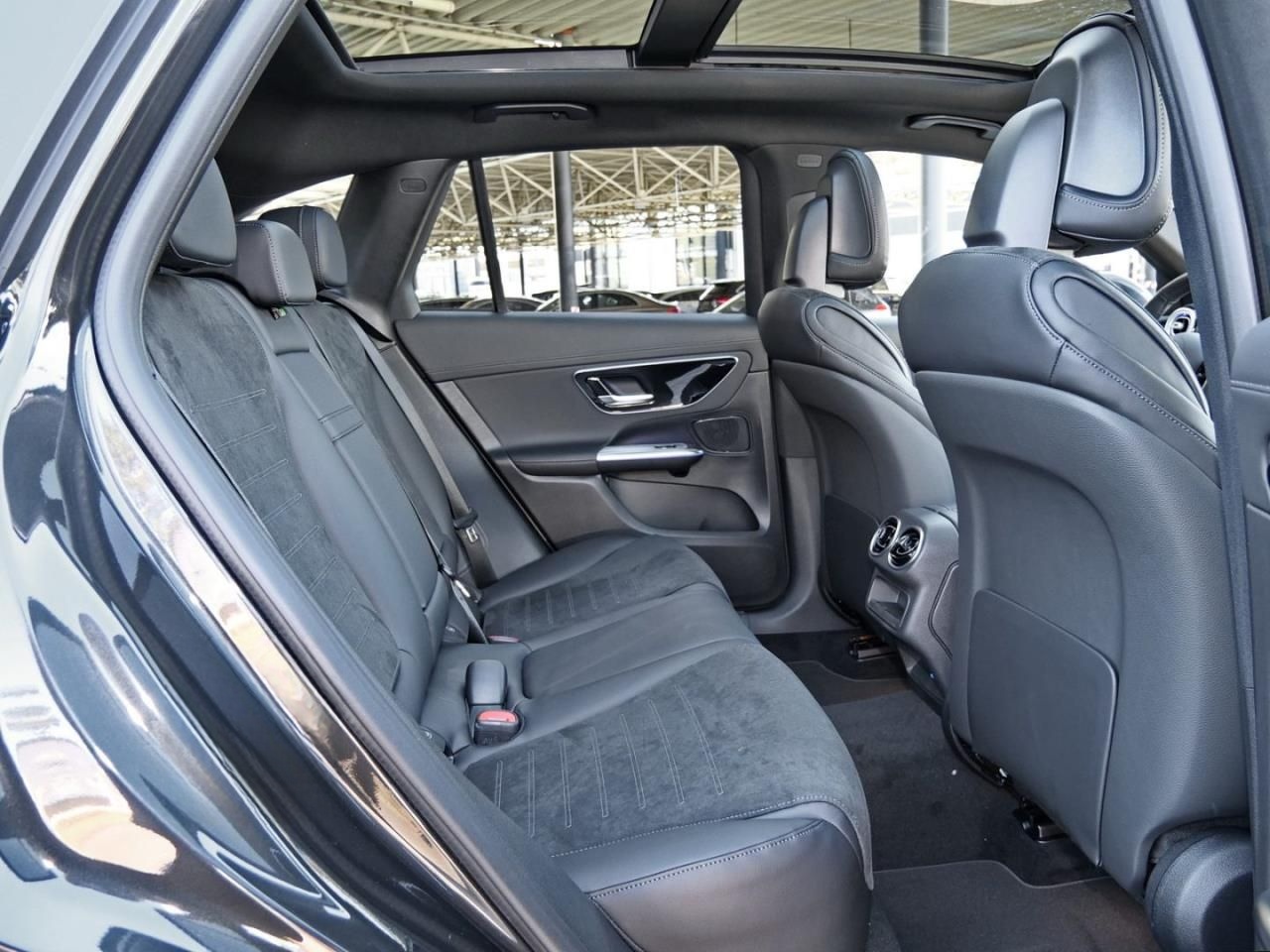 Mercedes-Benz GLC 220 d 4MATIC AMG Panorama Distronic AHK 360° foto 11
