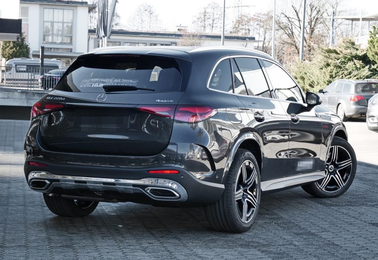 Mercedes-Benz GLC 220 d 4MATIC AMG Panorama Distronic AHK 360° foto 3