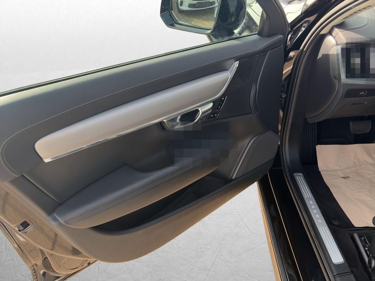 Volvo V90 B4 Diesel Plus Dark 360° Kamera H/K LED foto 11