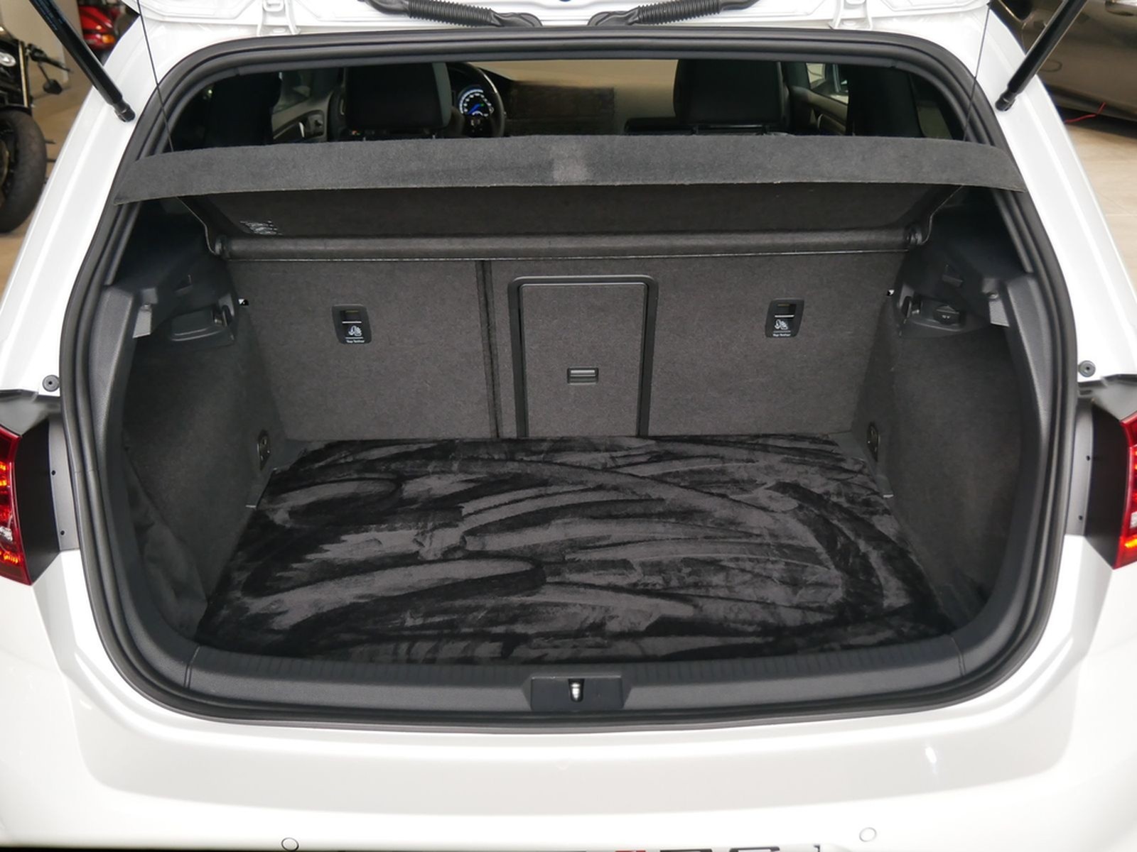 Volkswagen Golf R BMT 4Motion Leder Temp Navi H&R  foto 9