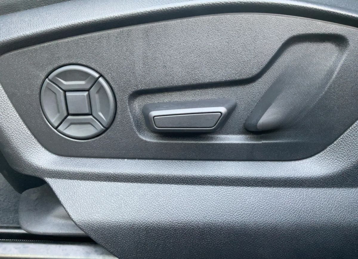 Audi Q7 60 TFSI e S-LINE MATRIX+NAVI+B&O+AIR+AHK+360° foto 18