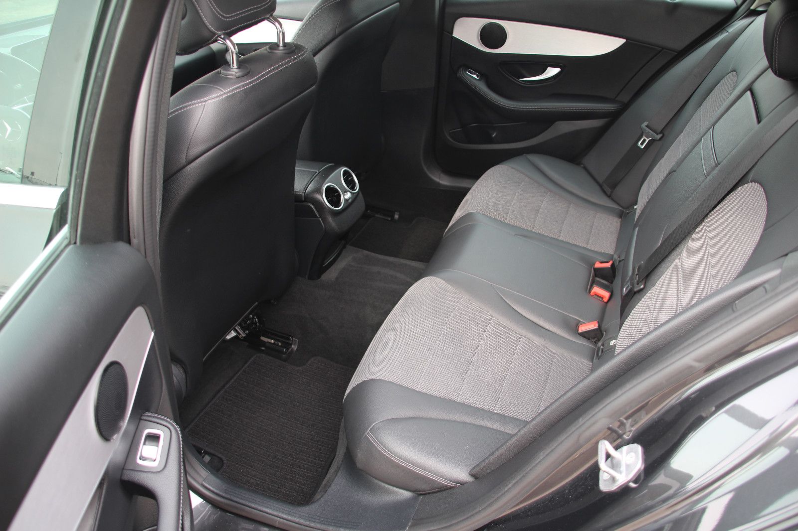 Mercedes-Benz C 300 T de Avantgarde Autom.*LED*NAVI*KAMERA* foto 19