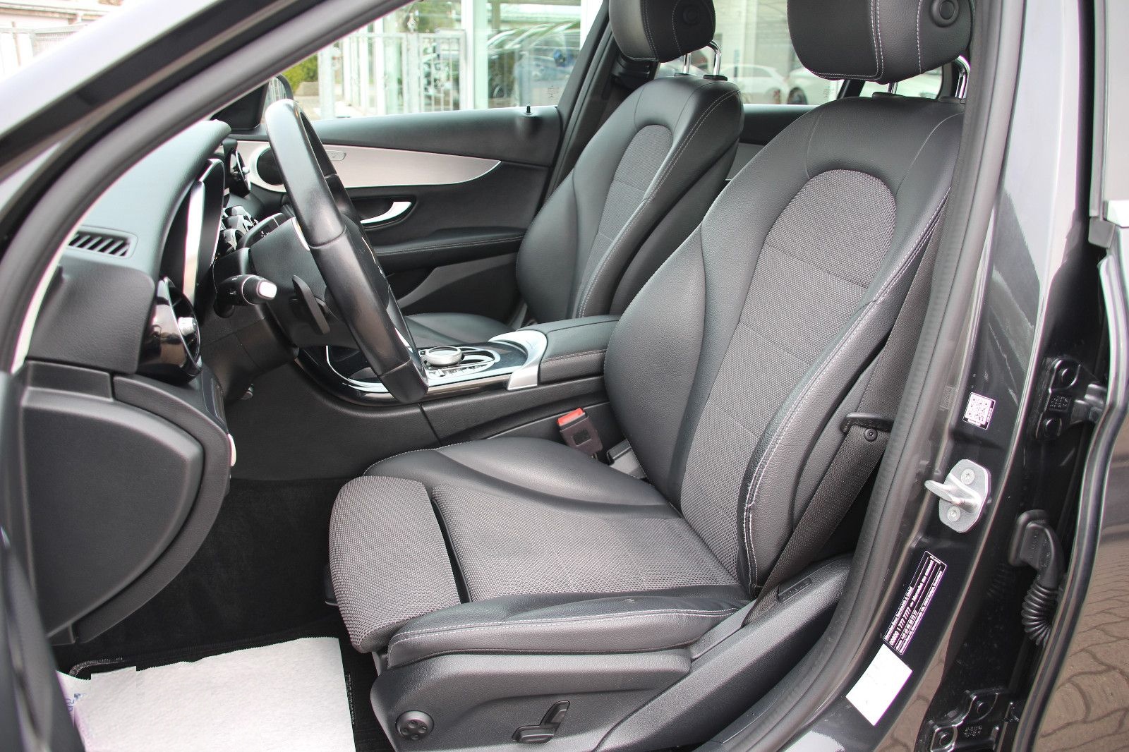 Mercedes-Benz C 300 T de Avantgarde Autom.*LED*NAVI*KAMERA* foto 22