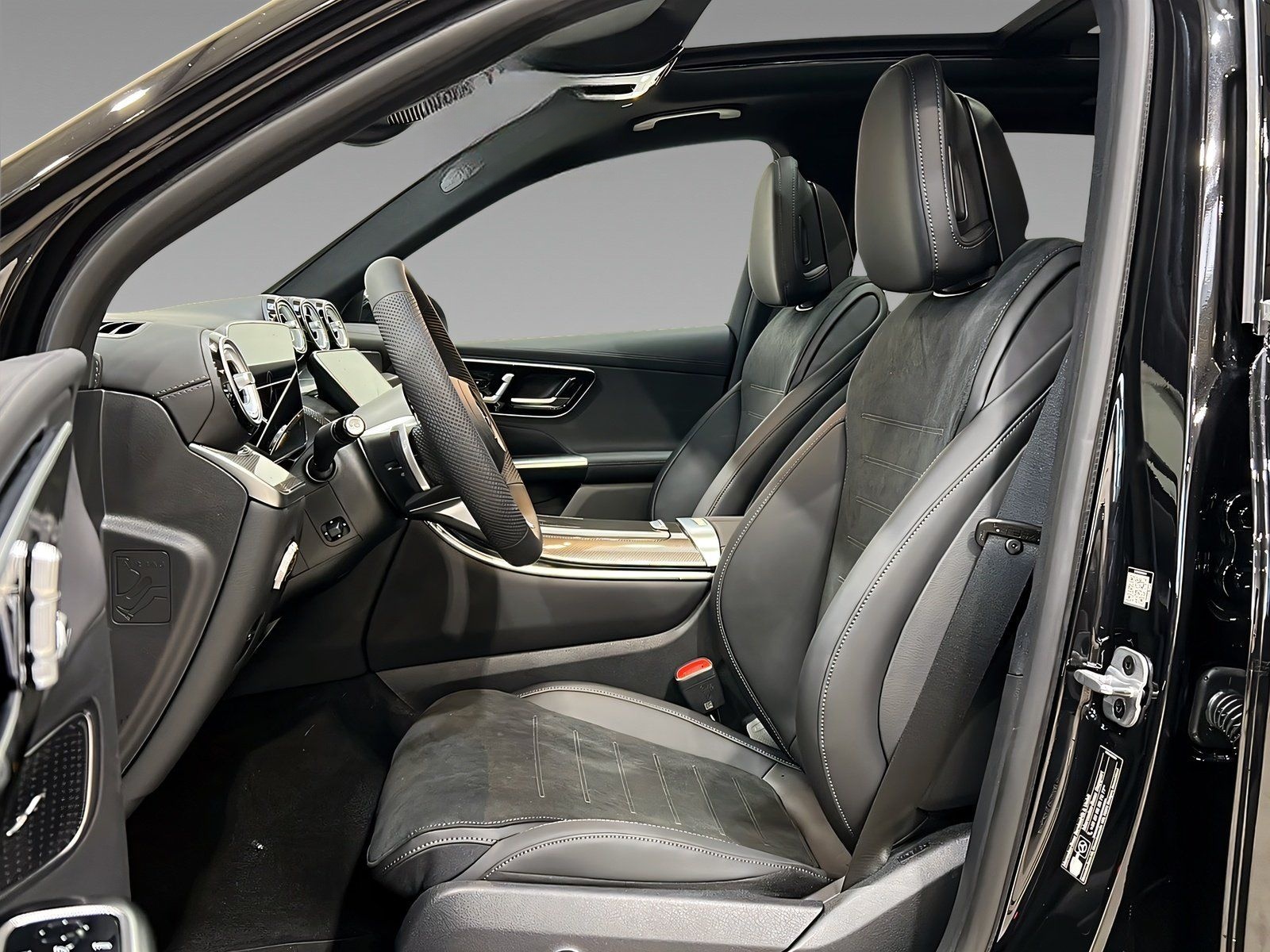 Mercedes-Benz GLC 300de 4M AMG+DIGITAL+Ambi+Pano+TotW+AHK+360° foto 8