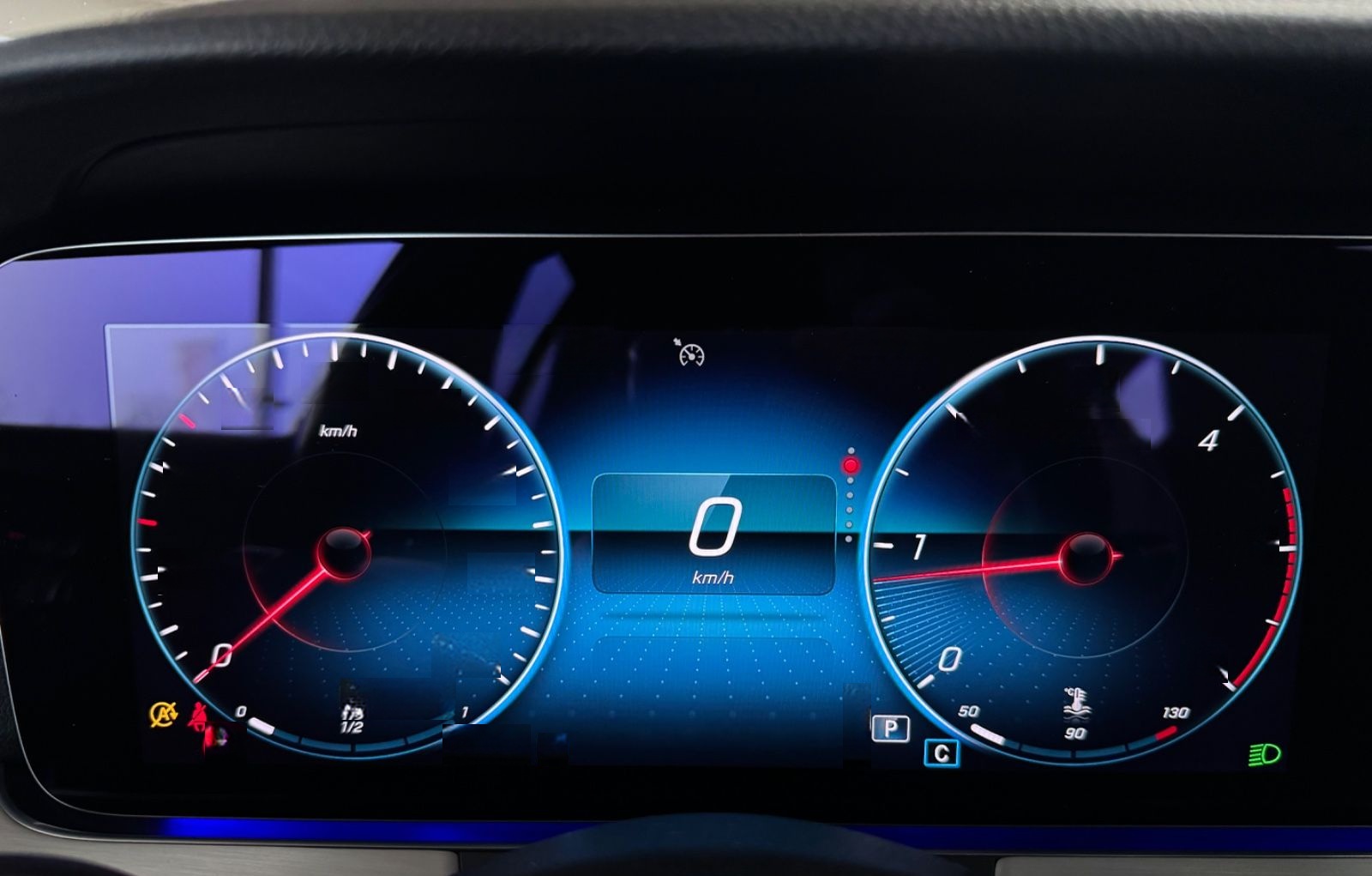 Mercedes-Benz E 220d T 4M AMG-Line AHK*PAN*WideScreen*HUD foto 14