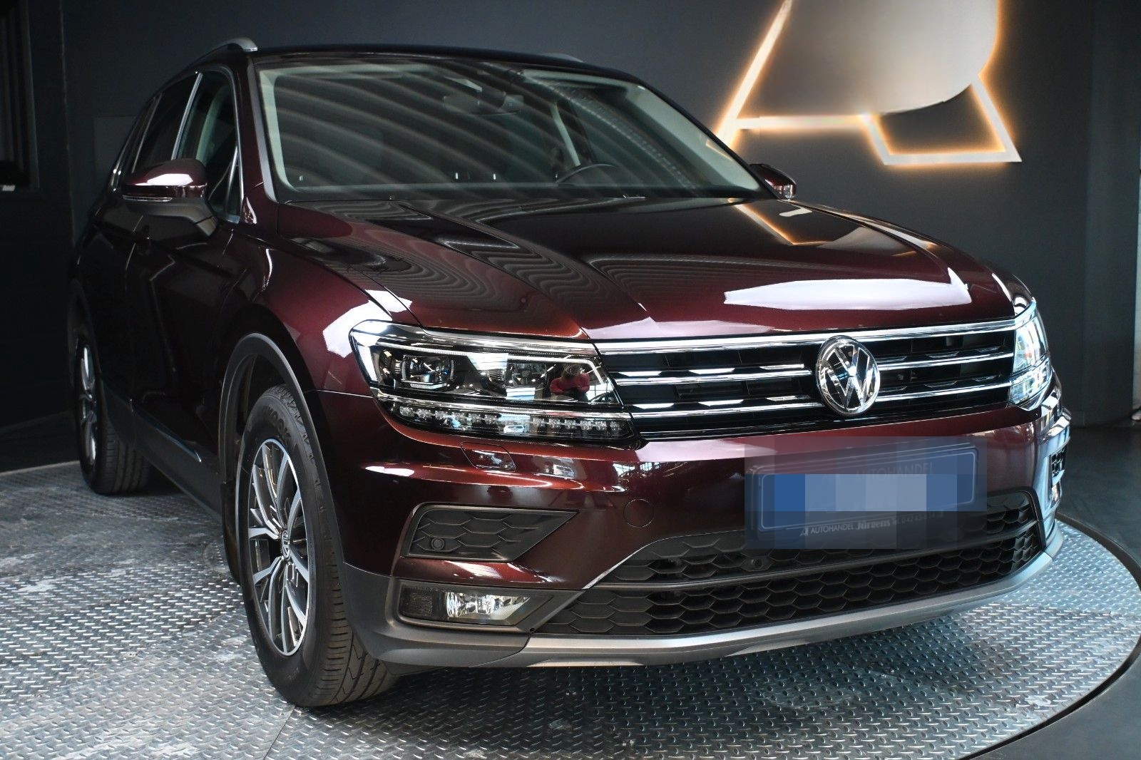 Volkswagen Tiguan Comfortline/LED/AHK/RFK/LANE foto 3