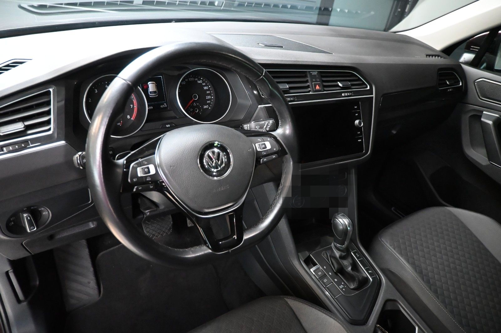 Volkswagen Tiguan Comfortline/LED/AHK/RFK/LANE foto 9
