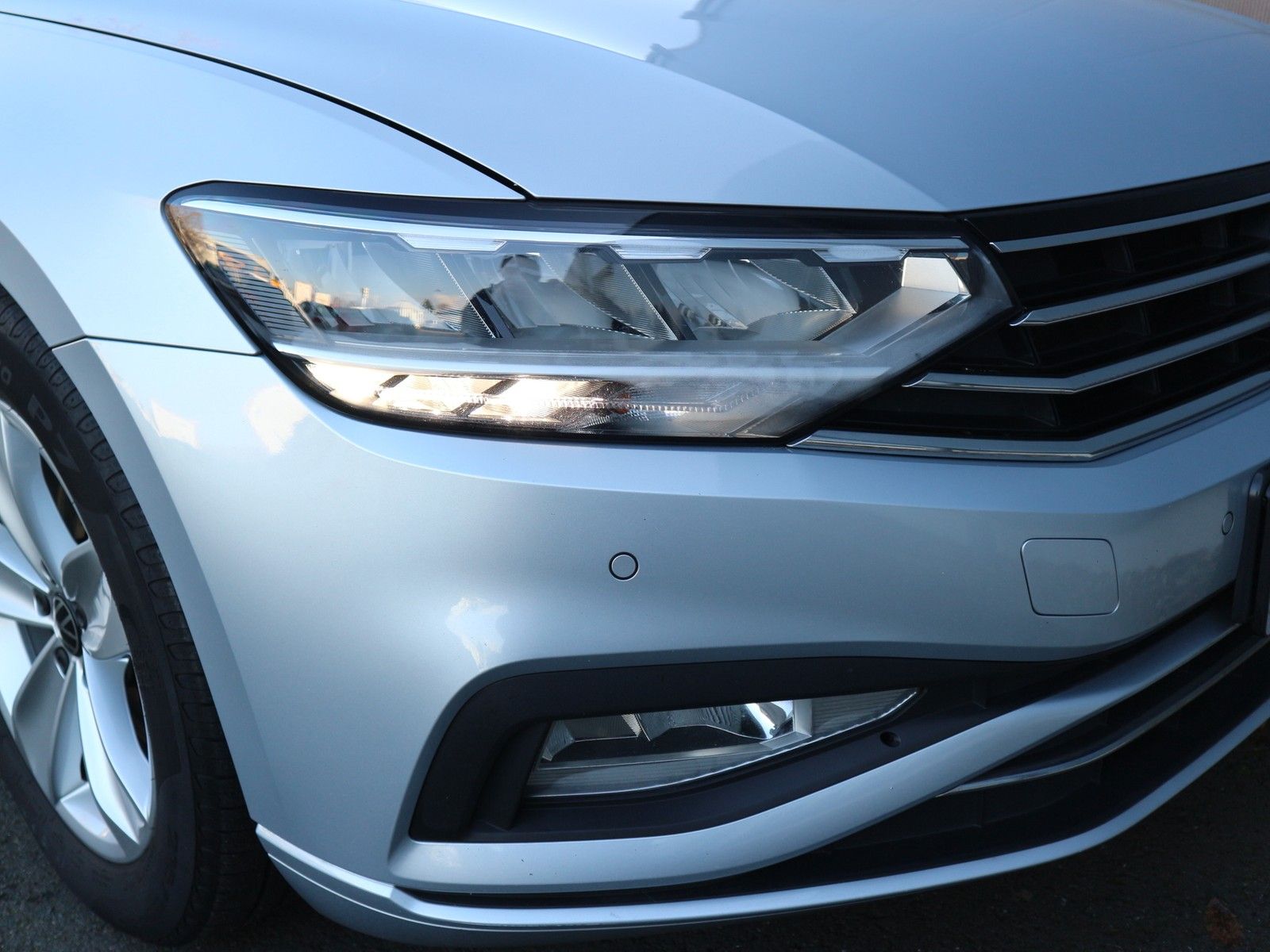 Volkswagen Passat Variant Business 4M +Kamera+AHK+Navi+LED foto 5