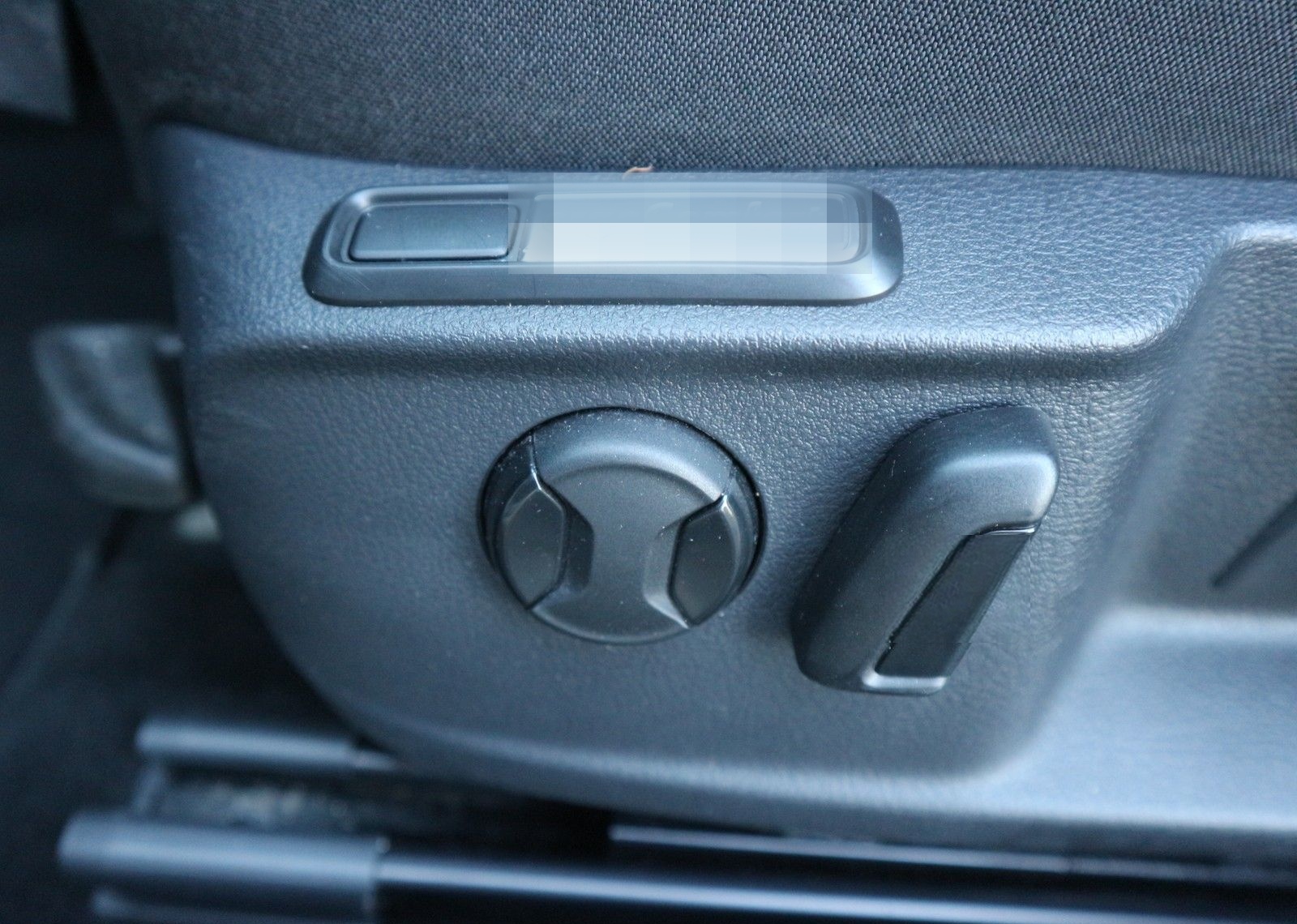 Volkswagen Passat Variant Business 4M +Kamera+AHK+Navi+LED foto 10