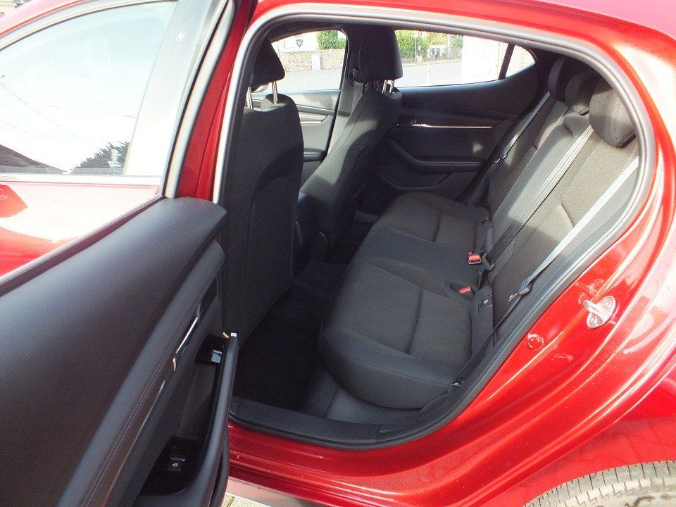 Mazda 3 SKYACTIV-G 2.0l 122 PS Hybrid Selection A18+Na foto 7