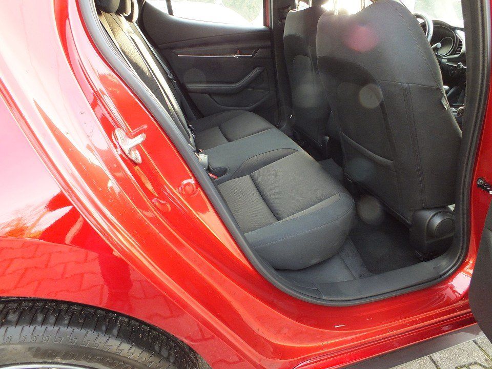 Mazda 3 SKYACTIV-G 2.0l 122 PS Hybrid Selection A18+Na foto 8
