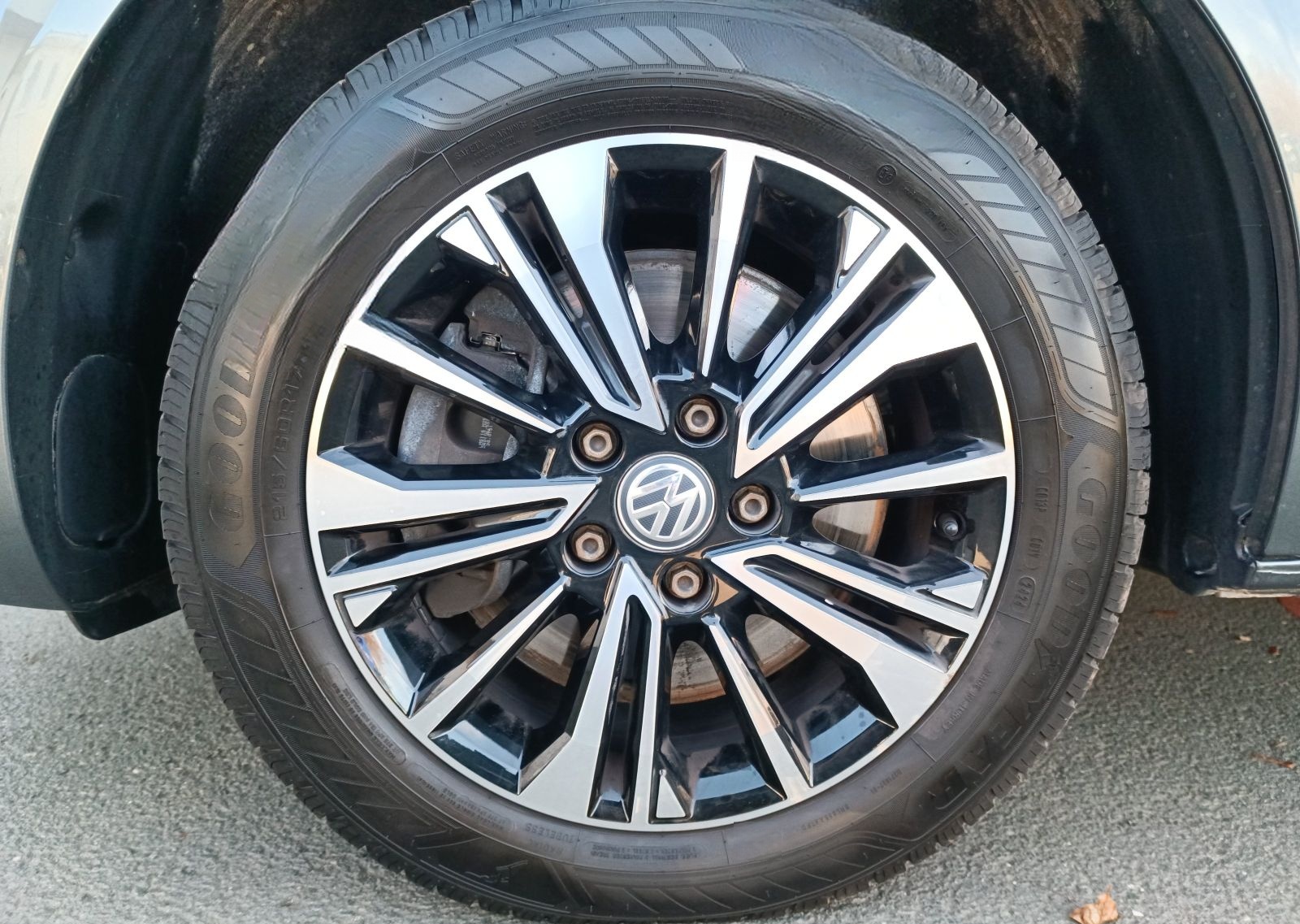 Volkswagen T6.1 Multivan 2.0 TDI Gen. SIX 4 Motion DSG LED* foto 9