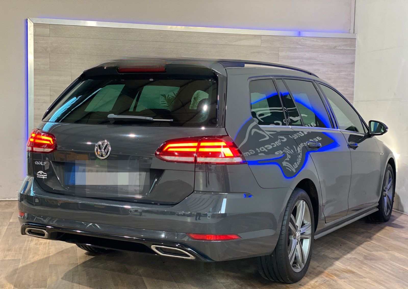 Volkswagen Golf VII Variant Highline+R-line+LED+AHK+PANO foto 15