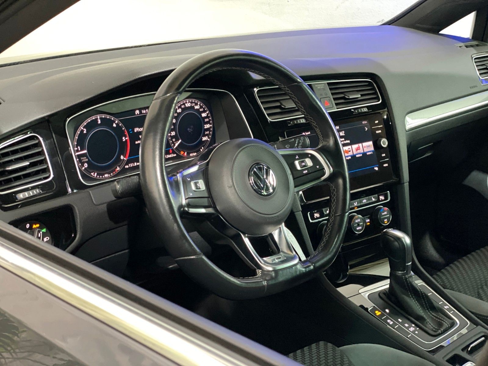 Volkswagen Golf VII Variant Highline+R-line+LED+AHK+PANO foto 18