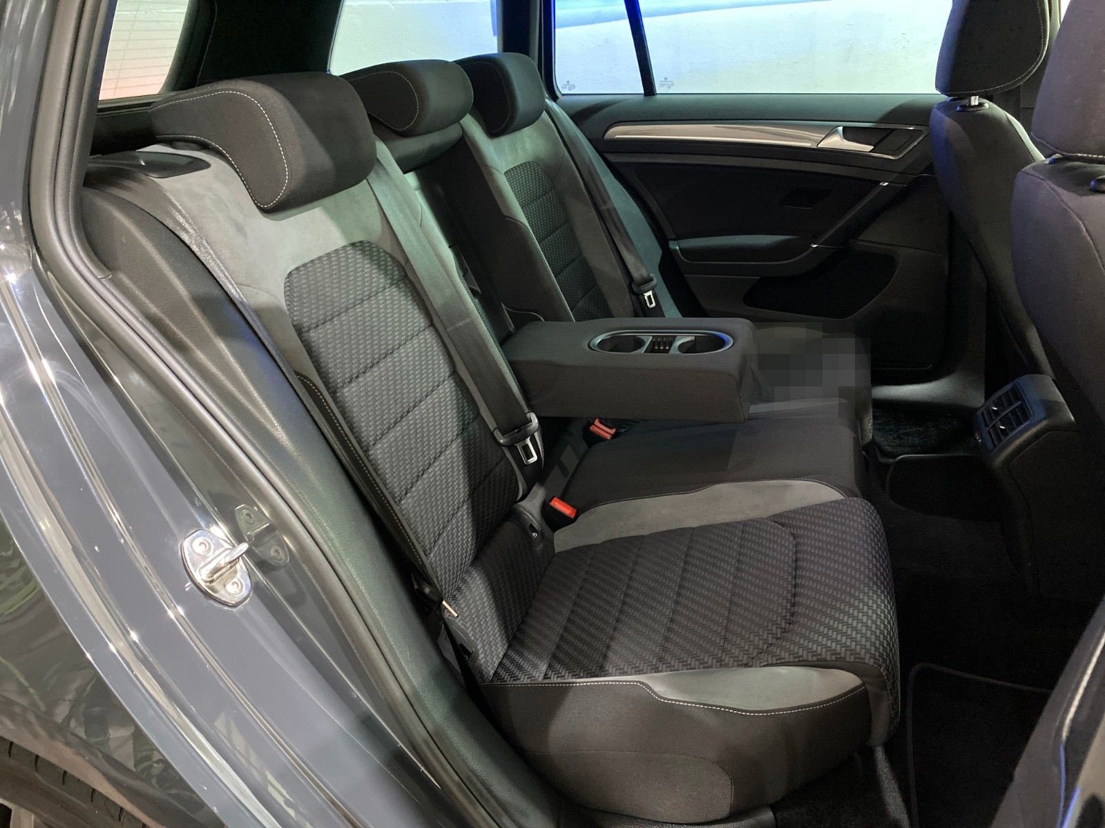 Volkswagen Golf VII Variant Highline+R-line+LED+AHK+PANO foto 23