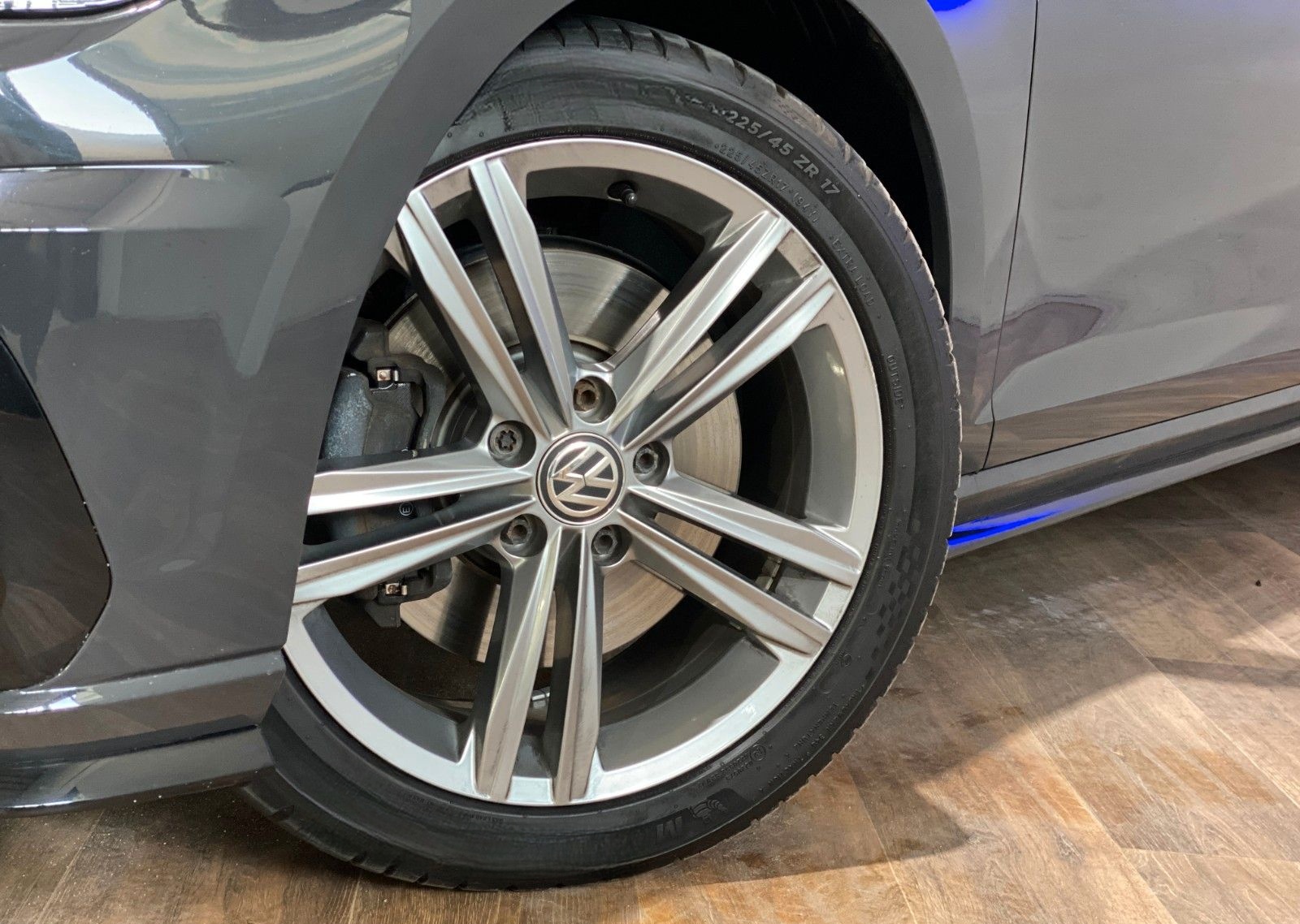 Volkswagen Golf VII Variant Highline+R-line+LED+AHK+PANO foto 6