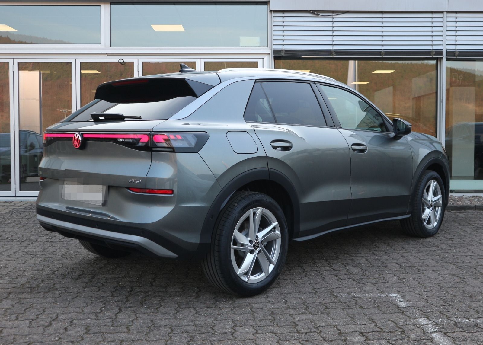 Volkswagen T-Roc Style 1.5 eTSI OPF (150 PS) DSG *WINTERRÄD foto 11