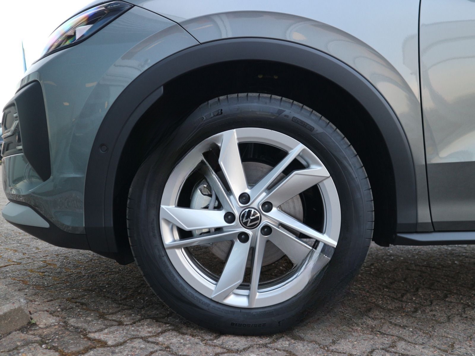 Volkswagen T-Roc Style 1.5 eTSI OPF (150 PS) DSG *WINTERRÄD foto 15