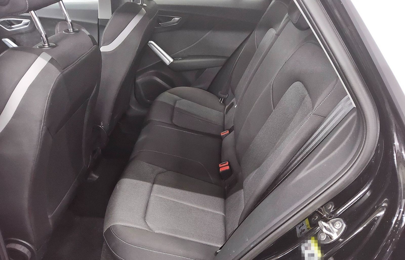 Audi Q2 35 TDI S-Line Navi LED Shz PDC foto 13