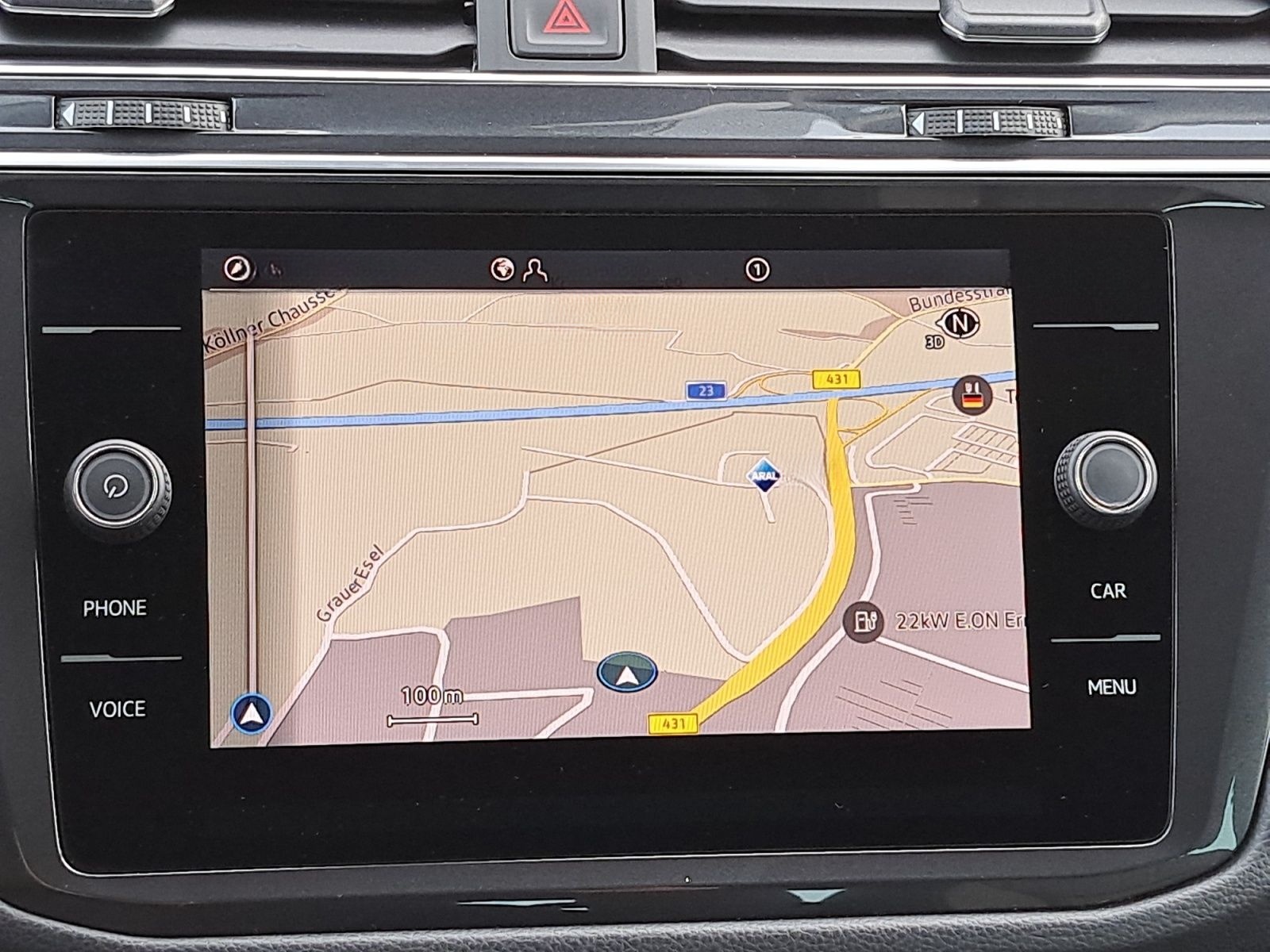 Volkswagen Tiguan Life 2.0 TDI DSG 3,99% NAV APP KAM LED AC foto 19