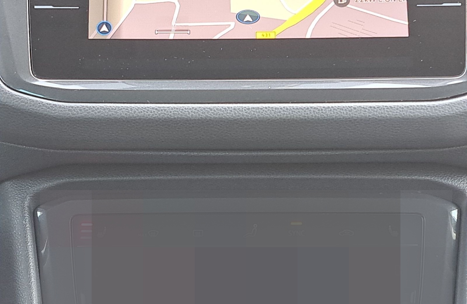 Volkswagen Tiguan Life 2.0 TDI DSG 3,99% NAV APP KAM LED AC foto 20