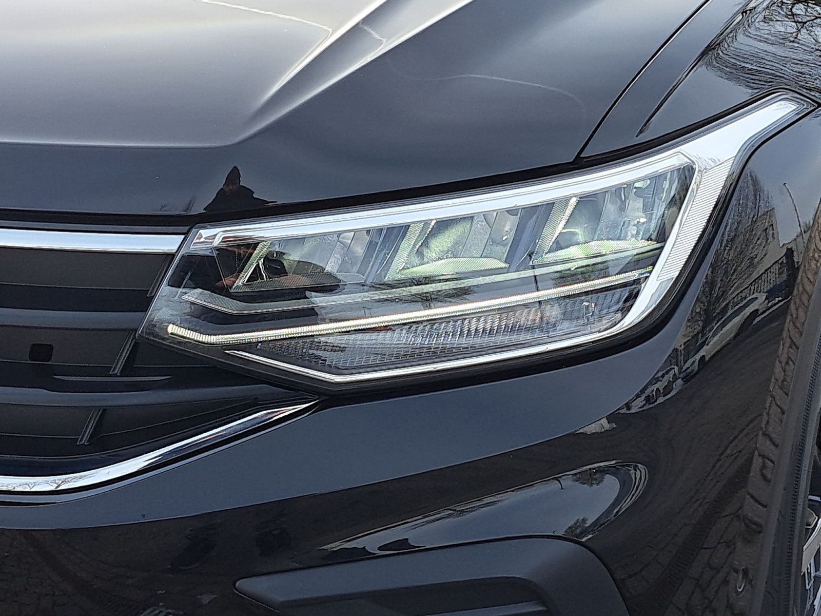 Volkswagen Tiguan Life 2.0 TDI DSG 3,99% NAV APP KAM LED AC foto 5