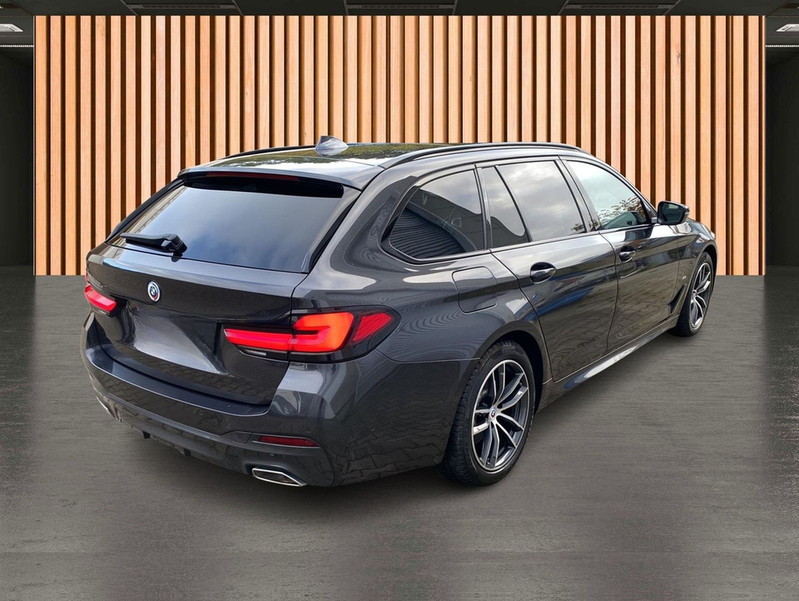 BMW 530 iA M Spor*Pano*HeadUp*Laser*Hifi* foto 4