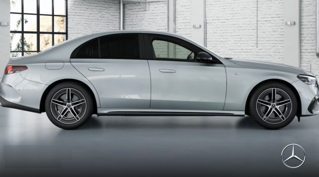 Mercedes-Benz E 400 e 4M Hybrid AMG Fahrass WideScreen 360° foto 20