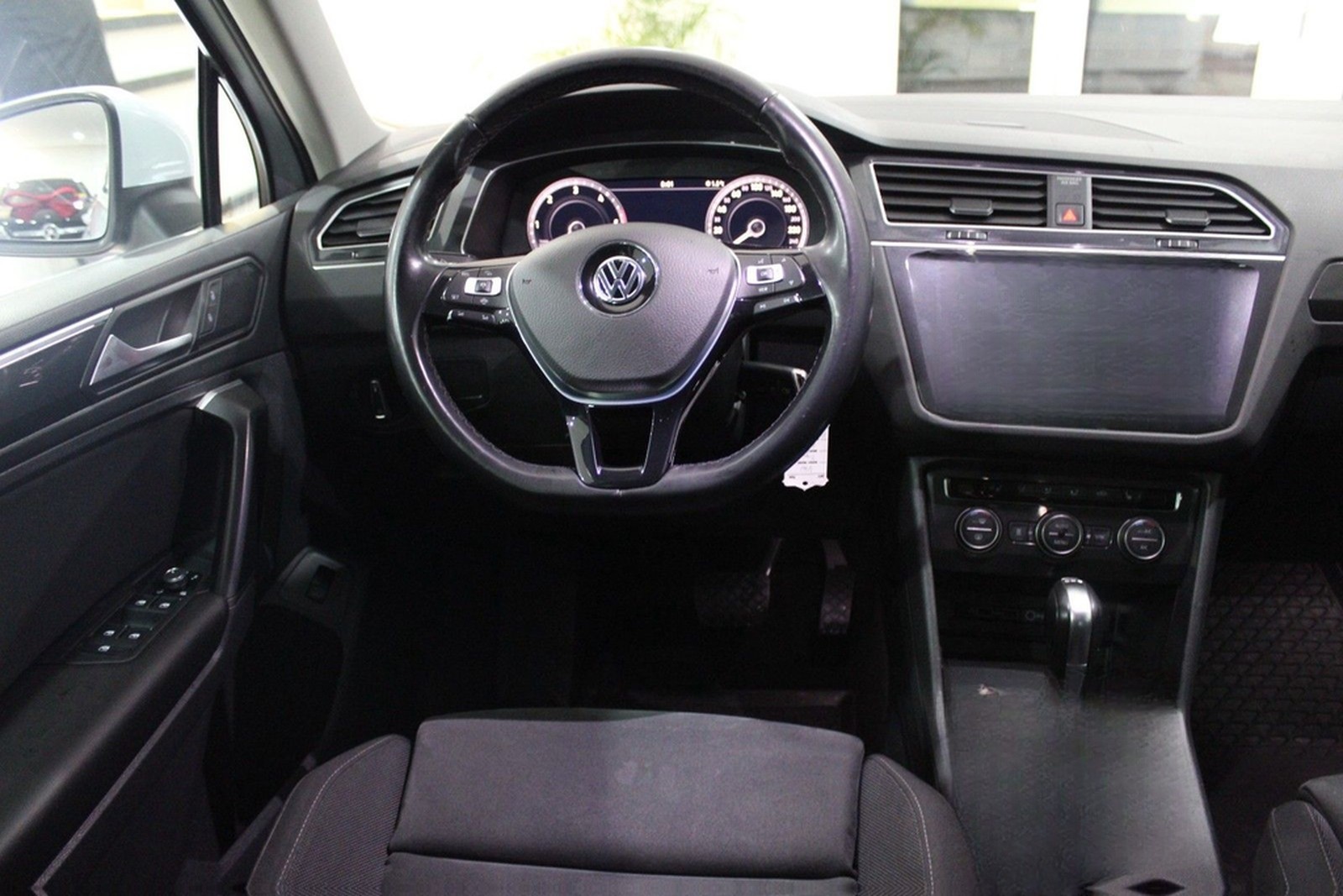 Volkswagen Tiguan 2.0 TDI R-LINE/Highline 4Motion *AHK/KAME foto 15
