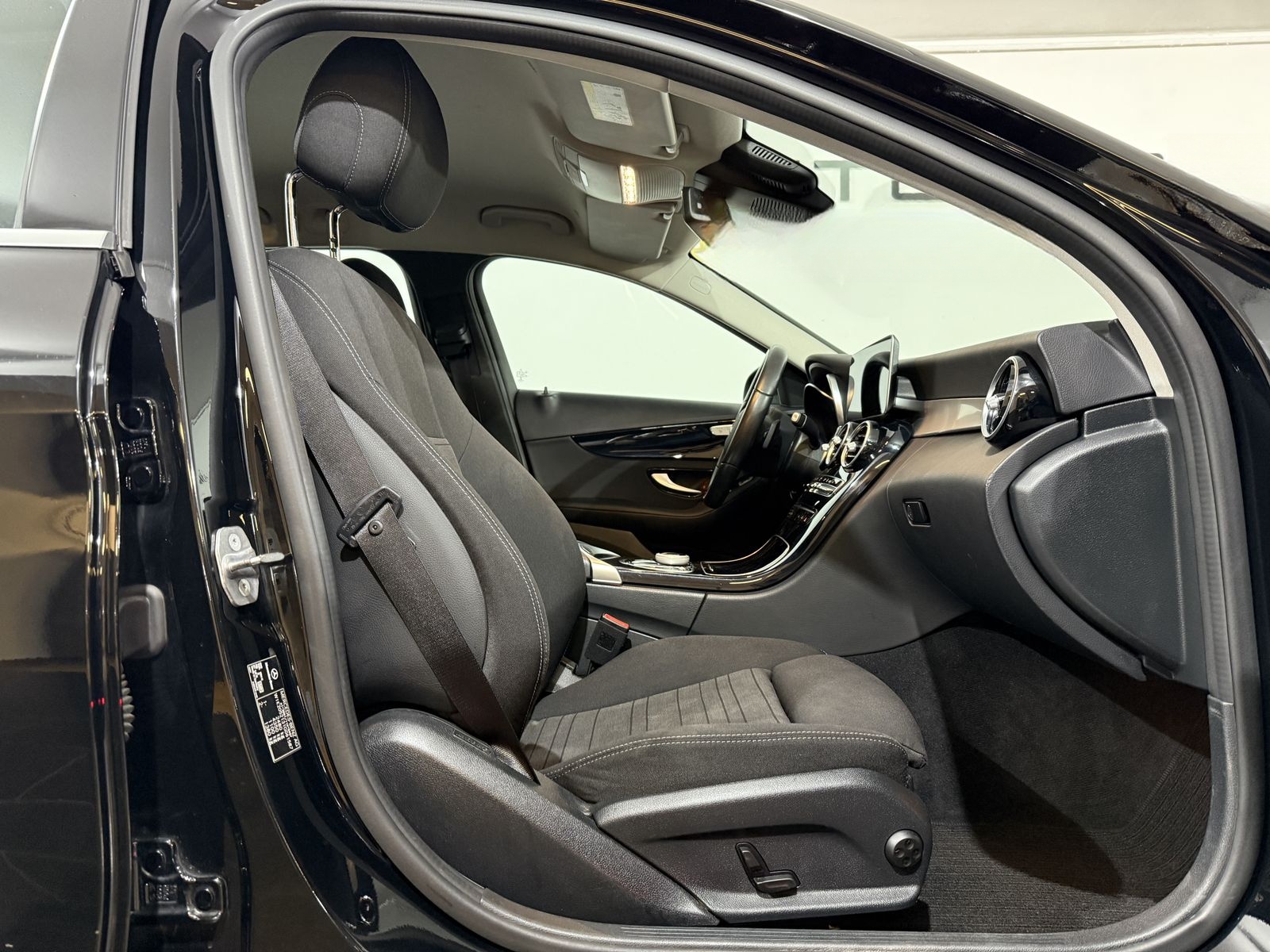 Mercedes-Benz C 300 T de 9G *AHK*Business-Plus*DAB*MWST* foto 16