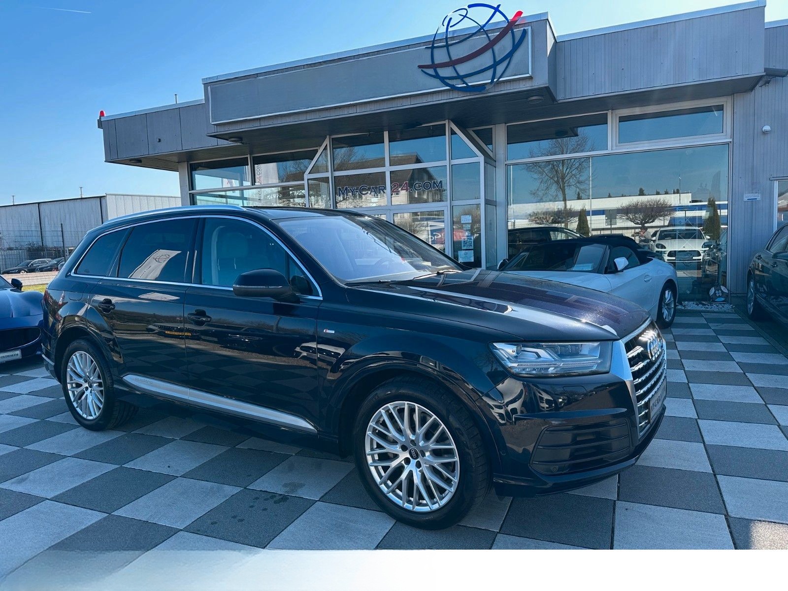 Audi Q7 3.0 S-Line ,Pano,AHK,Martix,Bose,Standheiz