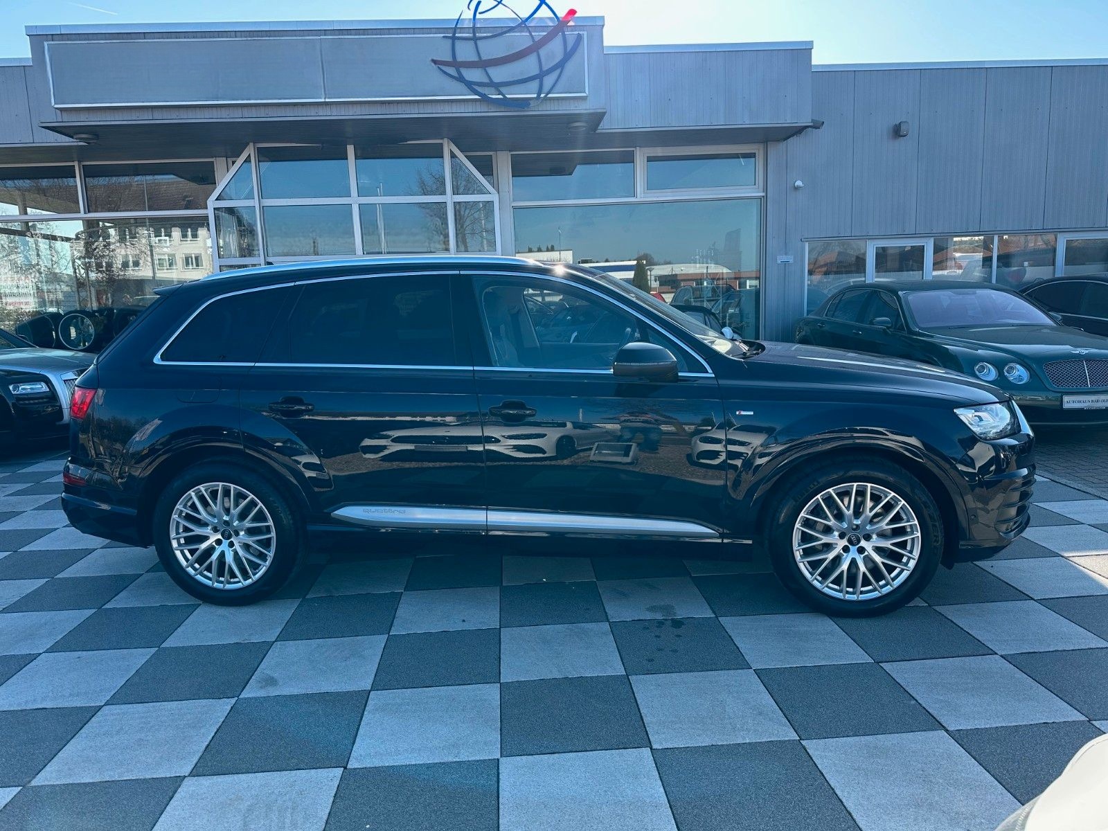 Audi Q7 3.0 S-Line ,Pano,AHK,Martix,Bose,Standheiz foto 7