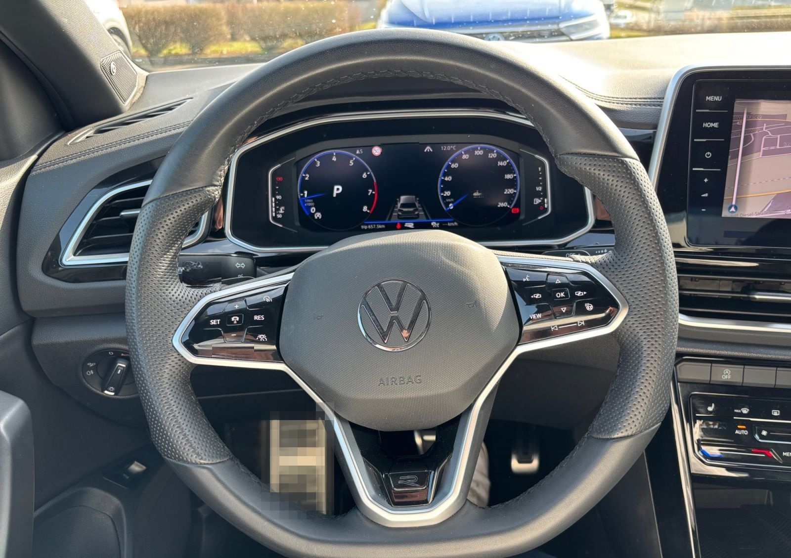 Volkswagen T-Roc 2,0TSI DSG R-Line 4M Navi LED AHK Kamera foto 18