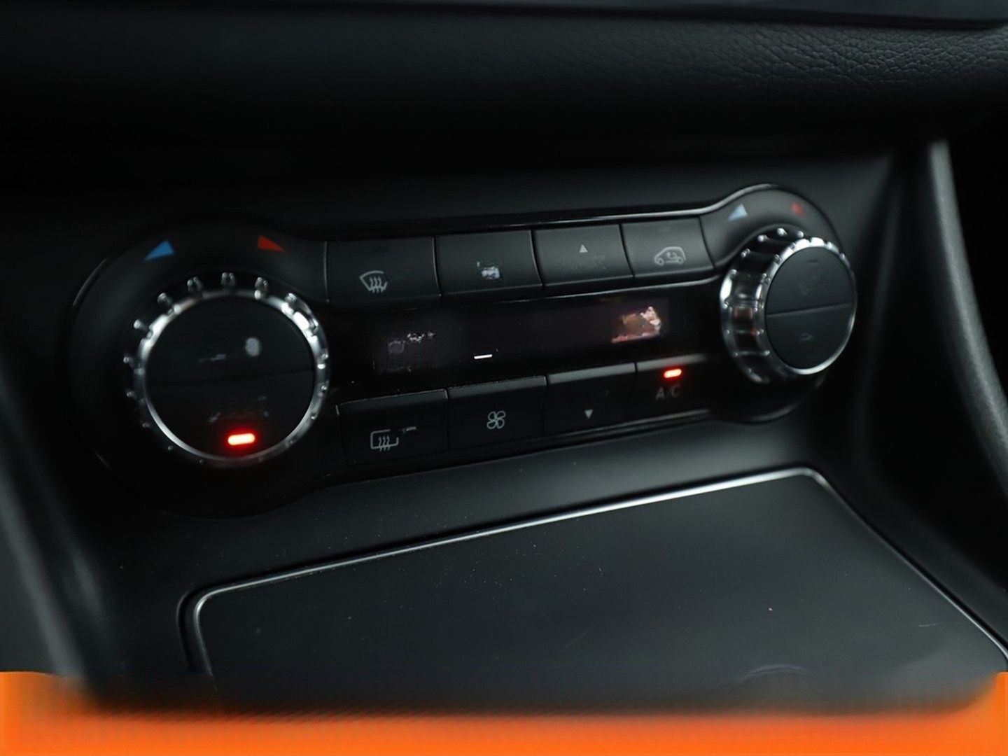 Mercedes-Benz CLA-Klasse CLA 200 Score Urban Aut.*NAVI*TEMPO* foto 23