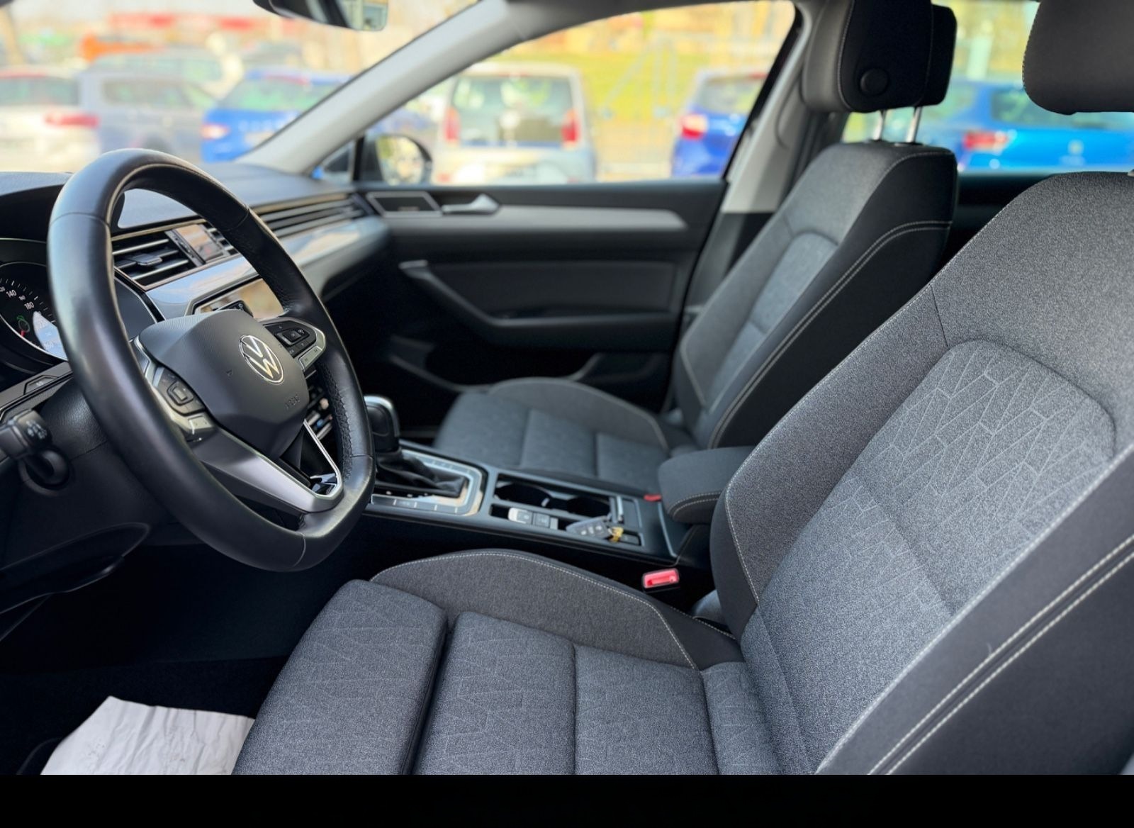 Volkswagen Passat Variant / KAMERA / Harman Kardon / ACC / foto 12