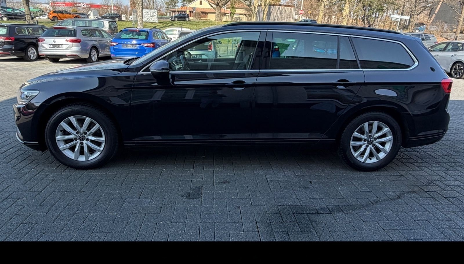 Volkswagen Passat Variant / KAMERA / Harman Kardon / ACC / foto 8