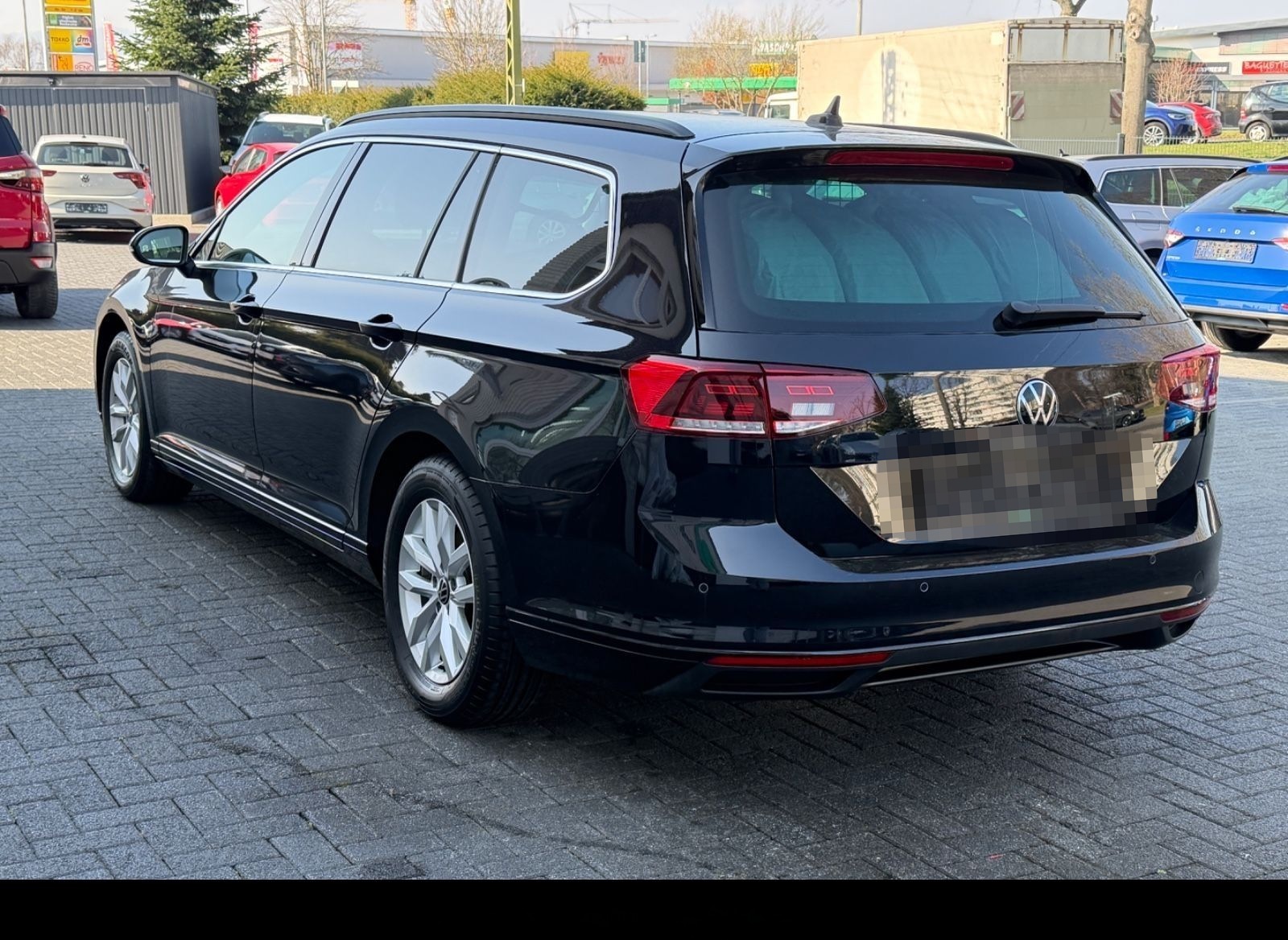 Volkswagen Passat Variant / KAMERA / Harman Kardon / ACC / foto 9