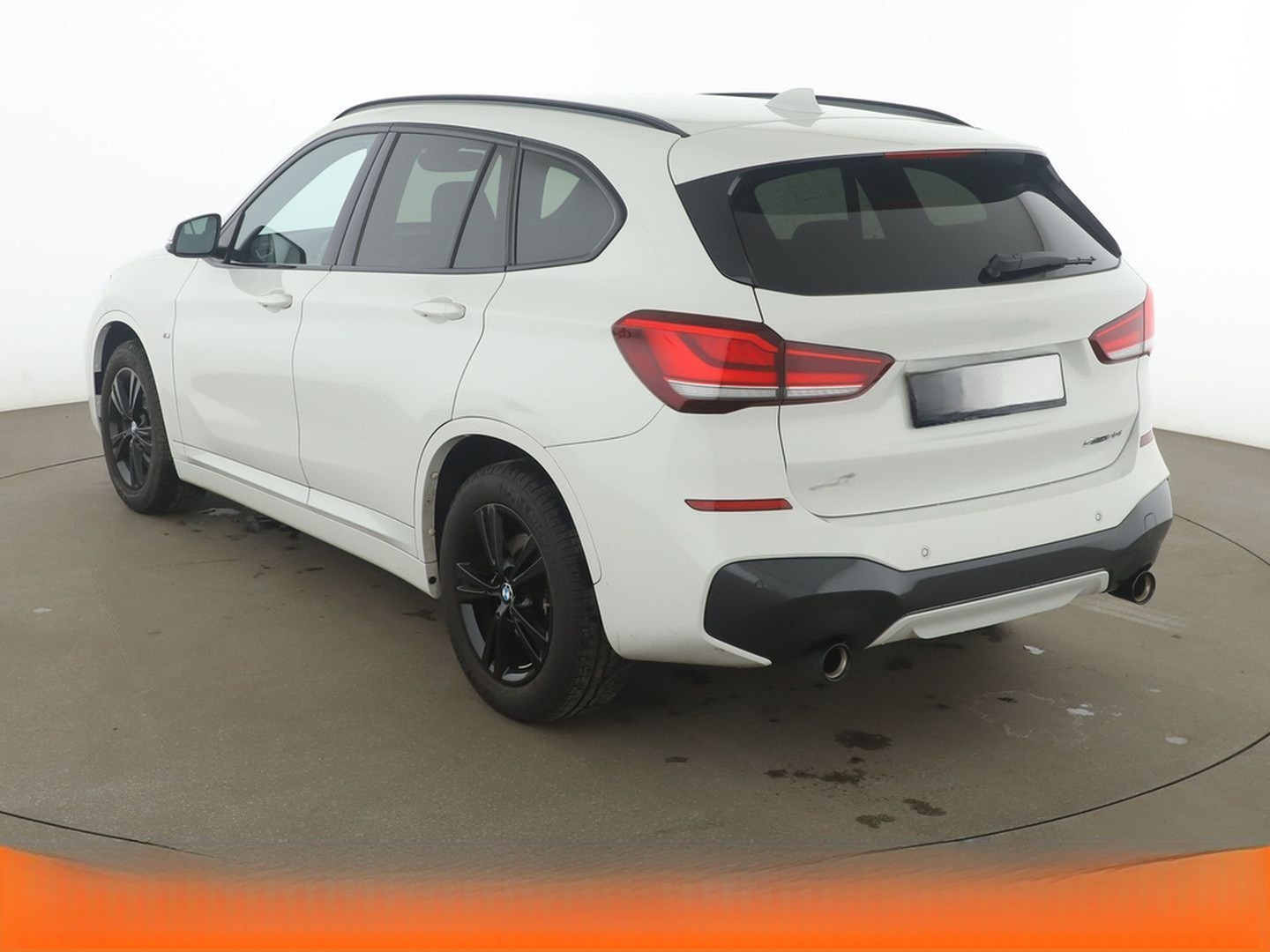 BMW X1 sDrive 20i M Sport Aut.*NAVI*LED*TEMPO*CAM* foto 4