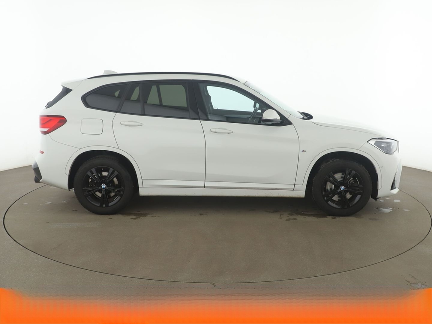 BMW X1 sDrive 20i M Sport Aut.*NAVI*LED*TEMPO*CAM* foto 7