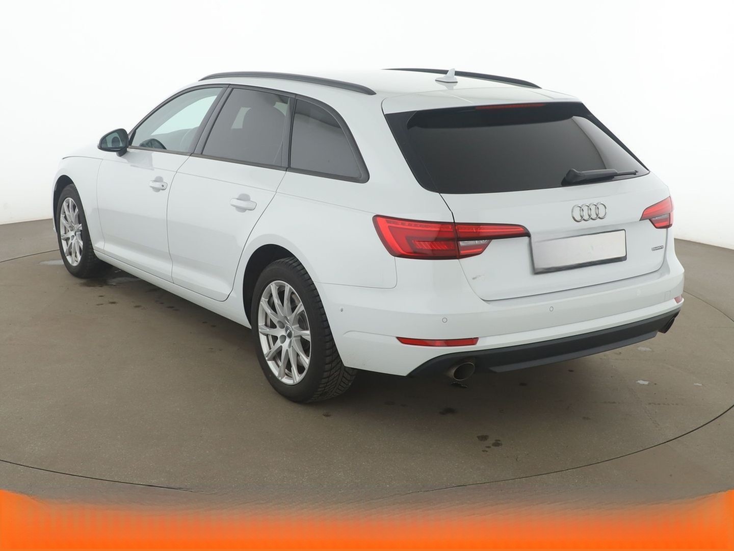 Audi A4 2.0 TFSI quattro Aut.*NAV*LED*ACC*CAM*PDC*SHZ foto 4