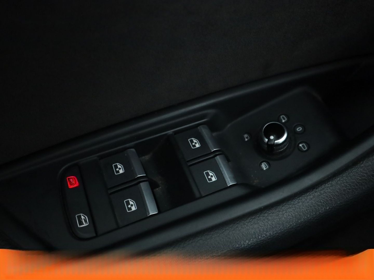 Audi A4 2.0 TFSI quattro Aut.*NAV*LED*ACC*CAM*PDC*SHZ foto 32