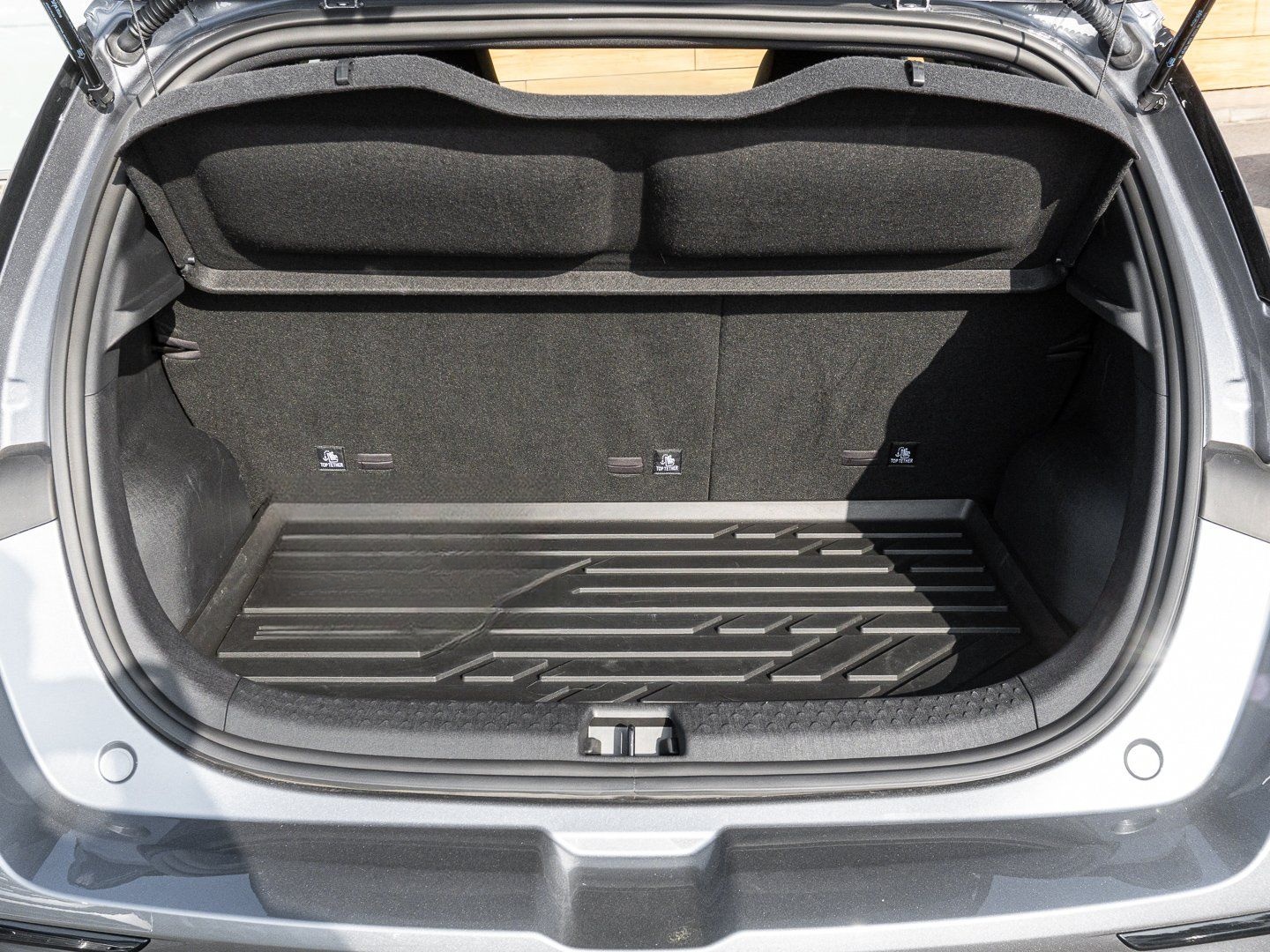 BYD Dolphin Design Panoramadach*Navigation foto 17