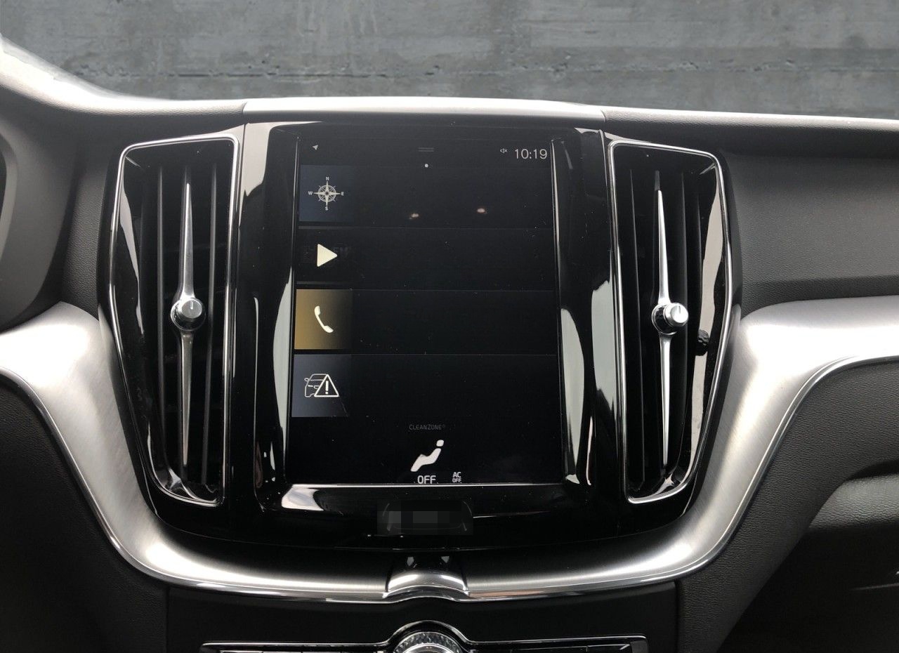 Volvo XC60 T4 2WD Momentum Pro (EURO 6d-TEMP) Klima foto 14